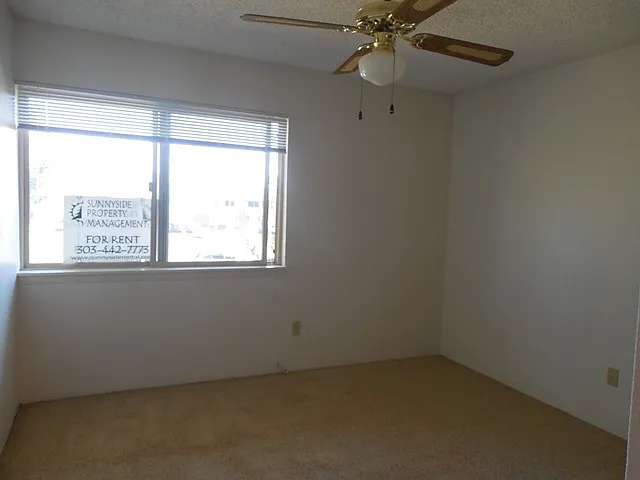 2 bed 2 bath condo with community pool and on site parking! — Photo 2