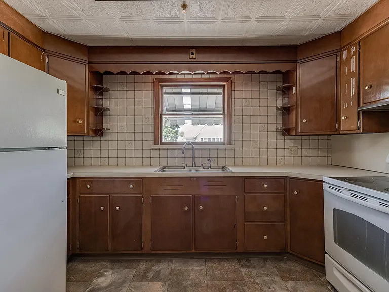 2 Miner St #2 — Photo 8