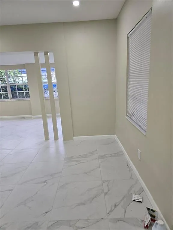 4 bed, 2.0 bath, 1238 sqft, $4,500 — Photo 2