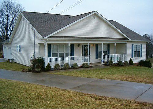 1st image of 8 Leola Ct
