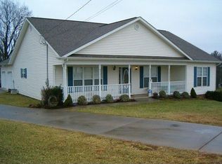 8 Leola Ct, Jonesborough, TN 37659