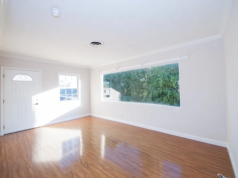6626 Beck Ave #1 — Photo 9