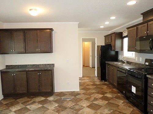 2nd image of 106 Arlene Ct
