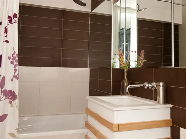 301 Sullivan Place image 19 of 36