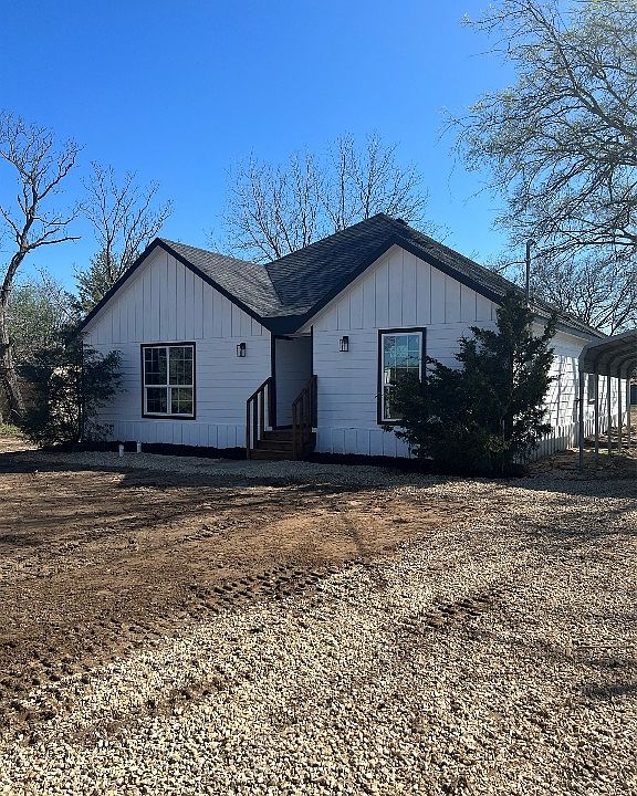 1st image of 499 Tawakoni Dr
