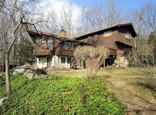 32 Forty Acre Mt Rd, Danbury, CT 06811