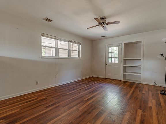 5th image of 840 W Kelley St