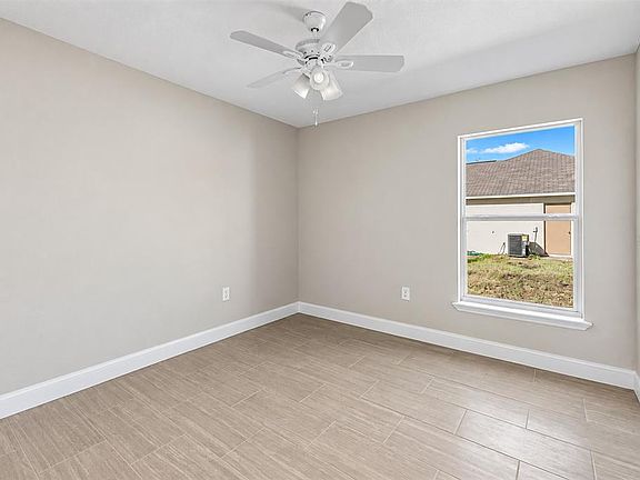 5th image of 1907 LAREDO DRIVE