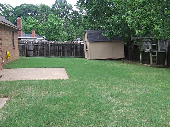 Private Backyard w/ Patio