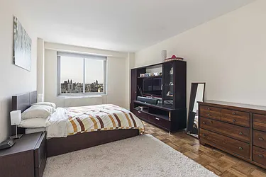 Rented by Rachmani Corporation