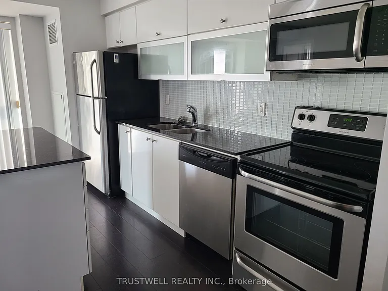 275 Yorkland Rd #1209 — Photo 5