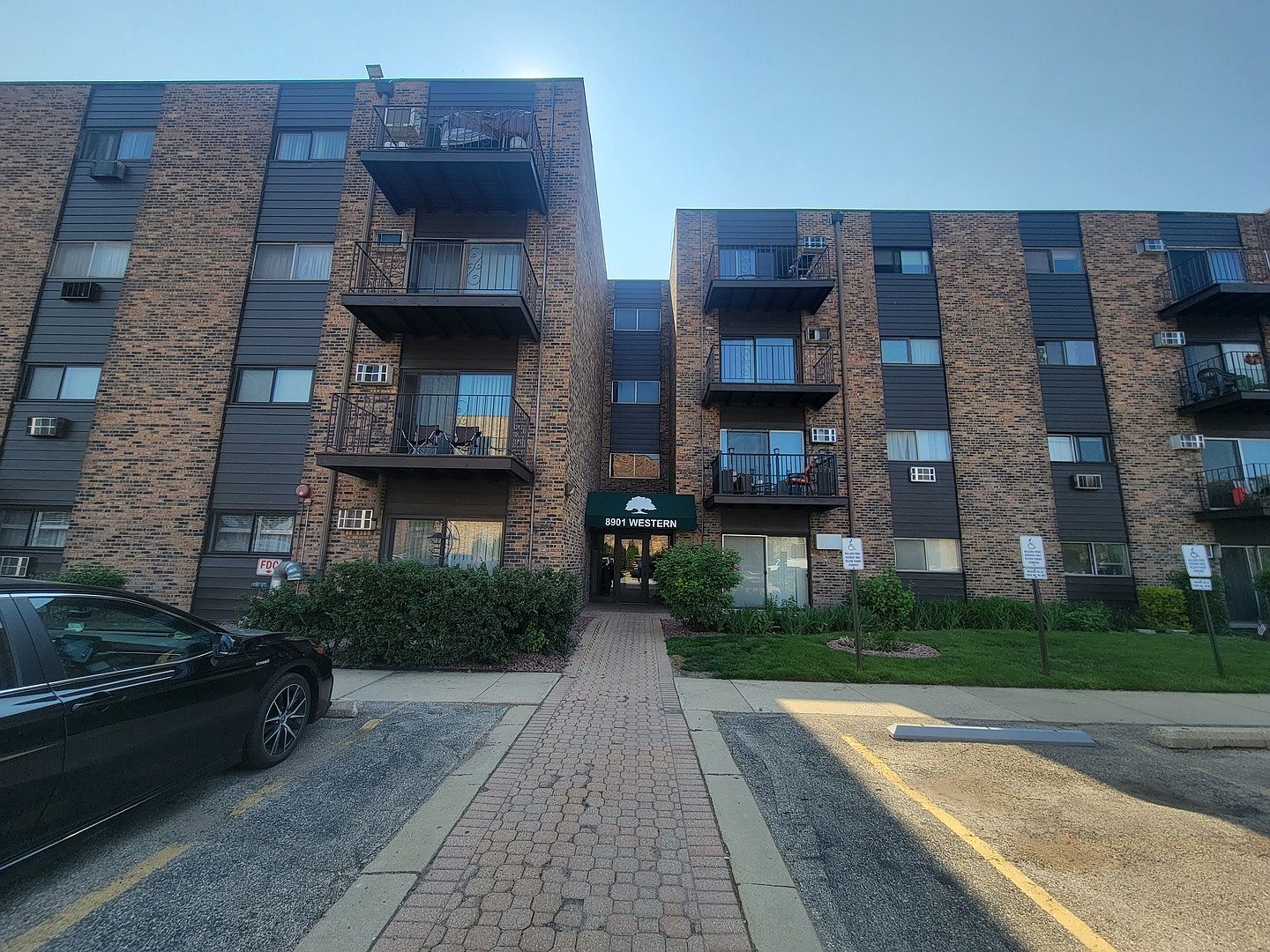 8901 N Western Ave APT 407, Des Plaines, IL 60016 Zillow