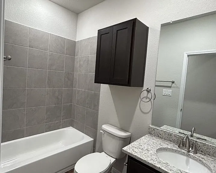 10007 Westover Blf — Photo 17
