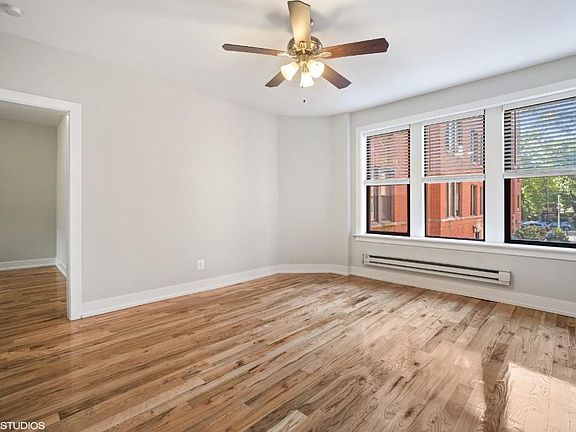 3rd image of 3934 N Janssen Ave #1S
