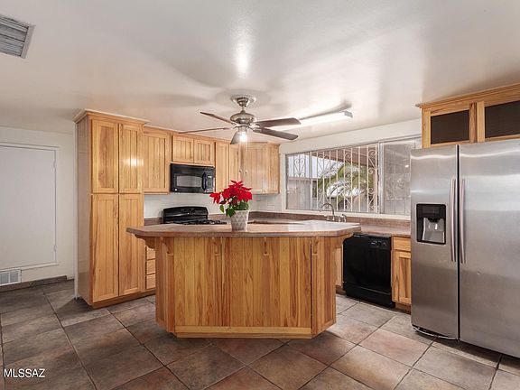 5th image of 6411 S San Gabriel Ave