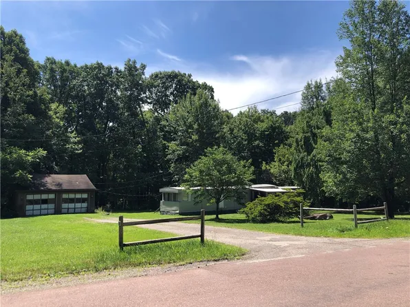 2055 Dinner Bell Five Forks Rd, Farmington, PA 15437