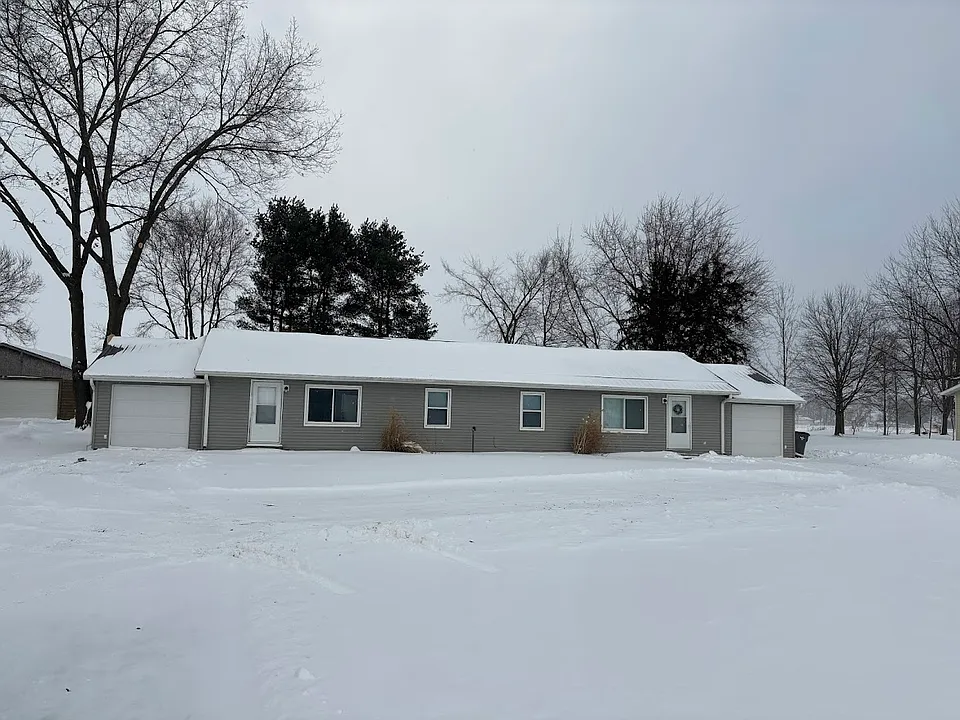 This home is a duplex 744 square 
 foot 2 bedrooms 1 bath kitchen and dining room along with attached garage with garage door opener.
Brand new appliances and washer and dryer!!