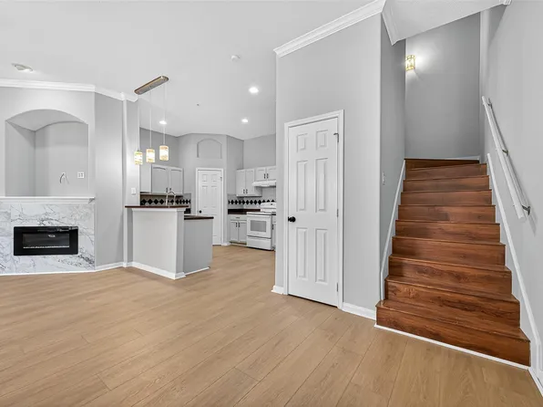 2710 Grants Lake Blvd Unit L8, Sugar Land, TX 77479