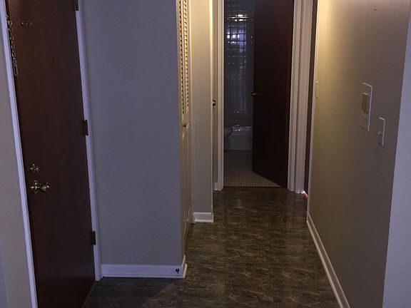 3rd image of 5240 Galitz St