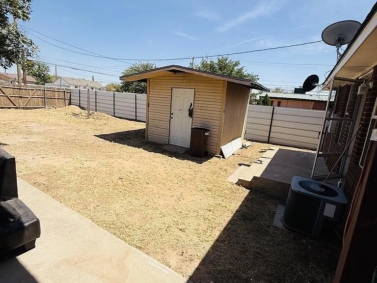 507 S Lincoln St — Photo 3
