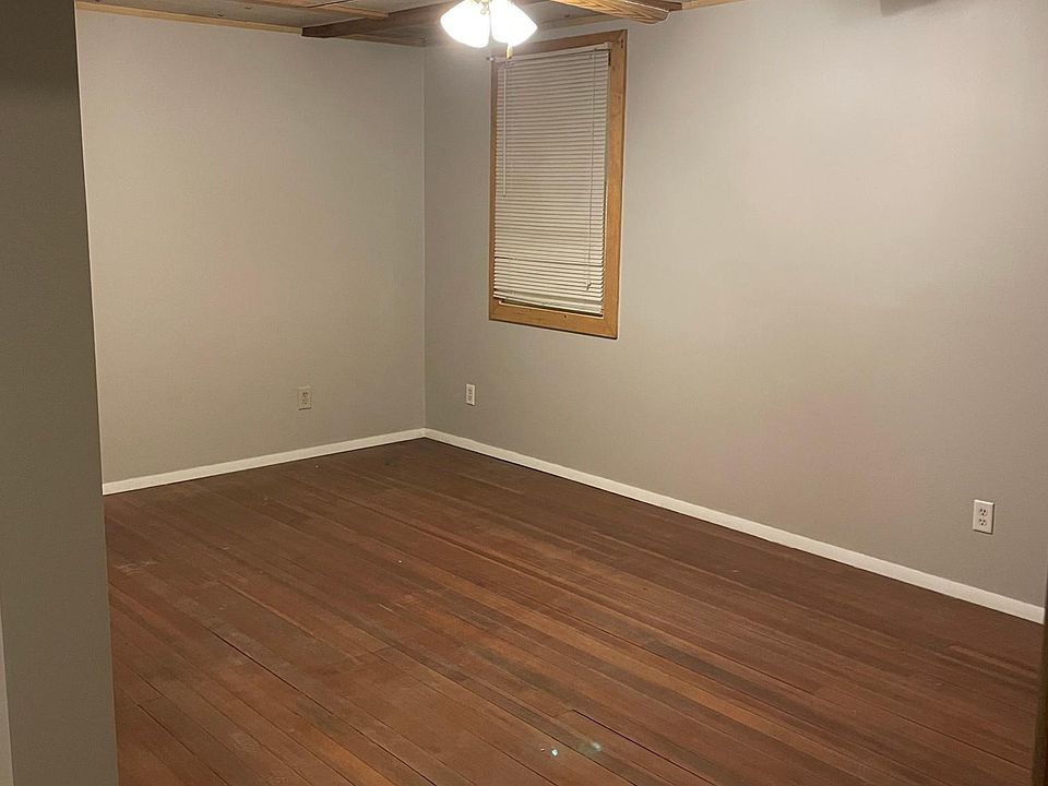 2nd image of 107 W Seminary St APT 2