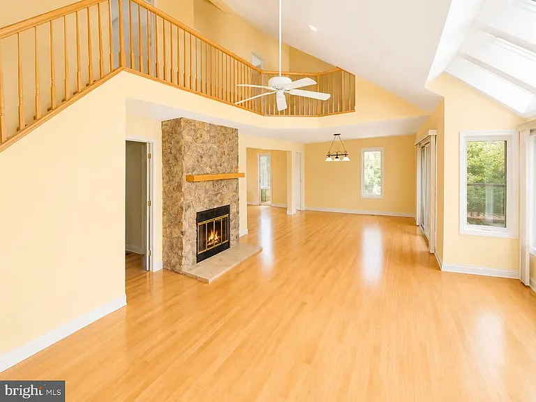970 Lake Heritage Dr — Photo 9