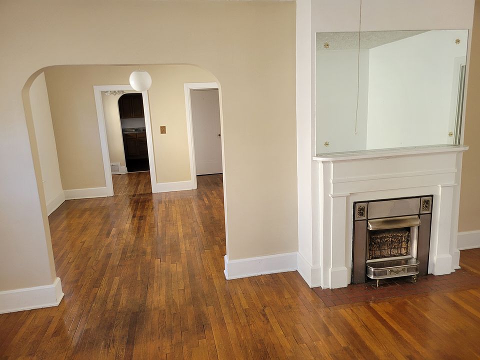 Livingroom leading to dining room.