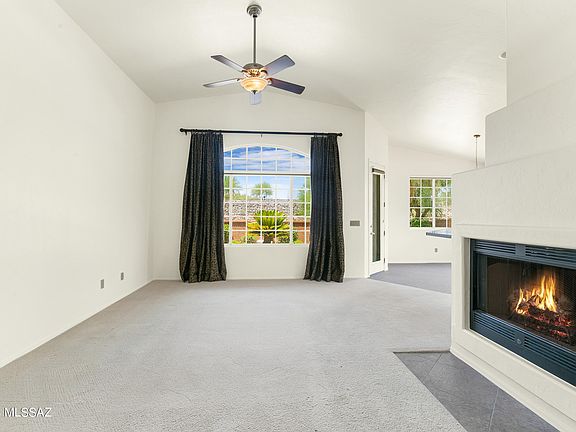 3rd image of 800 W Clear Creek Way
