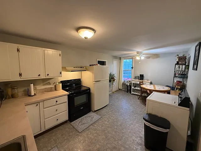 3 bed, $1,900 — Photo 3