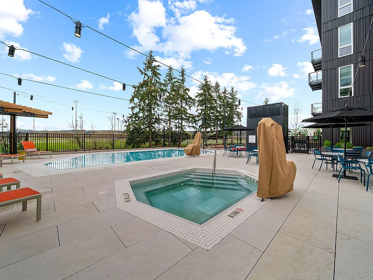 17305 NE 67th Ct — Photo 43