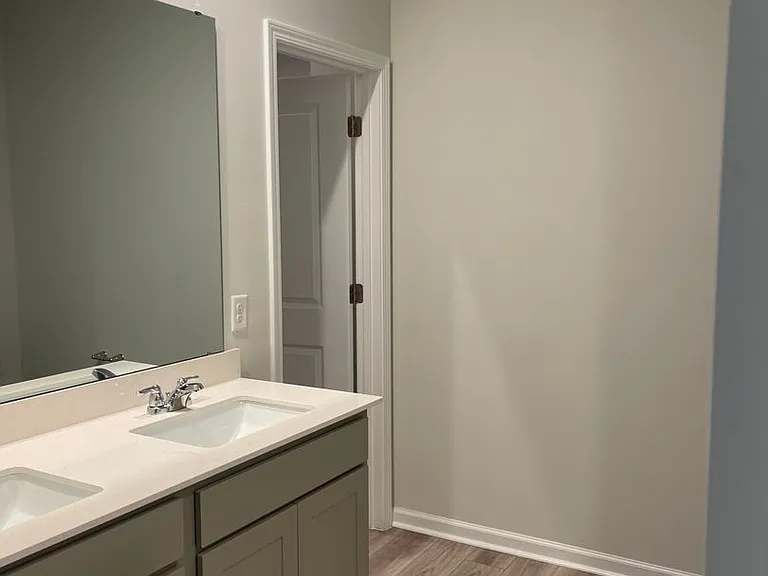 828 Longleaf Dr — Photo 22