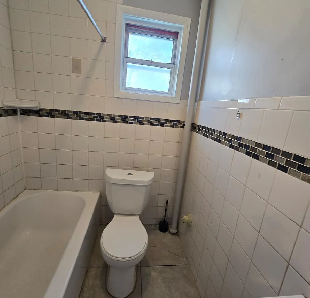 3 bed, $2,500 — Photo 2