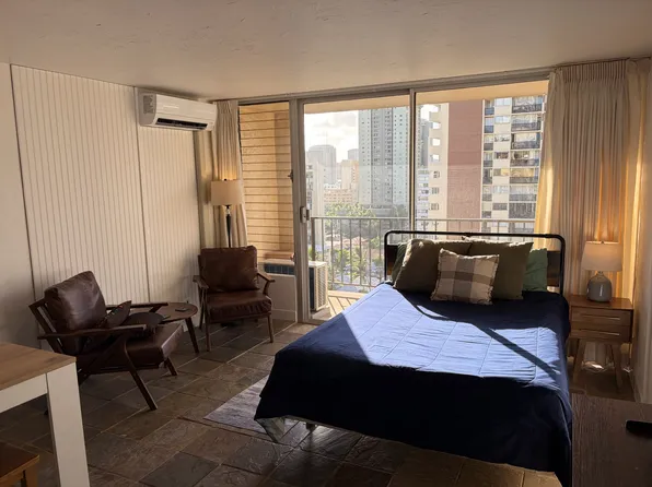 2345 Ala Wai Blvd, Honolulu, HI