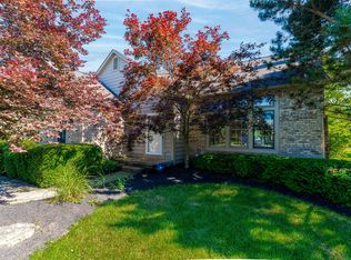 4041 Essex Ct, Powell, OH