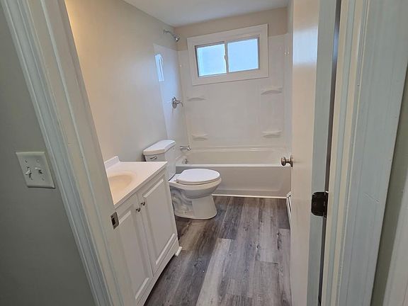 3rd image of 3 Greenleaf Dr #3B