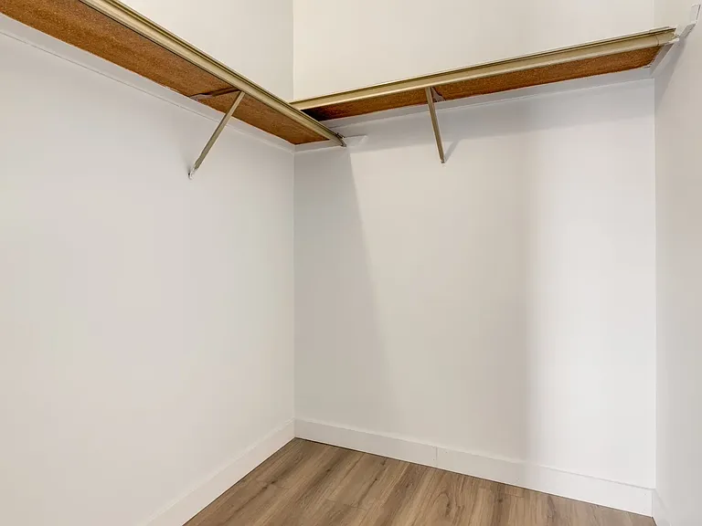 739 Bracewood Dr SW — Photo 46