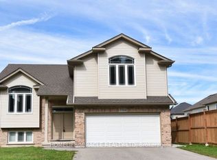 7733 Oldfield Rd, Niagara Falls, ON L2G 0H6