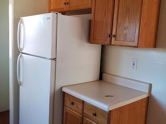 5th image of 3642 E 4th St #10441402