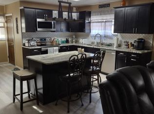 1013 Sandia Rd NW, Albuquerque, NM 87107