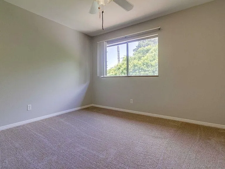 2nd bedroom with its own walk-in closet