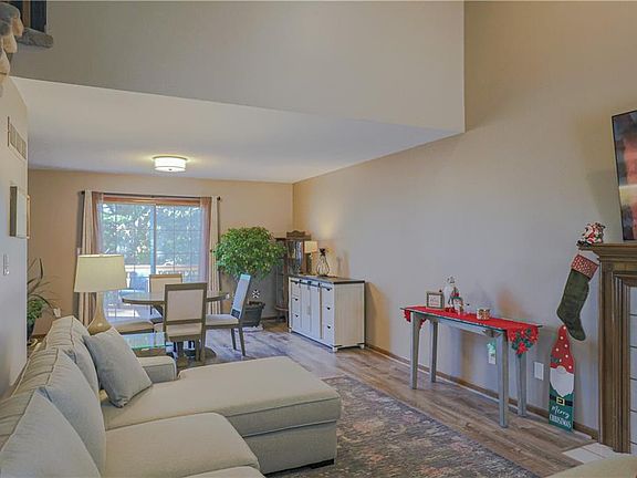 5th image of 1300 NW Porter Cir