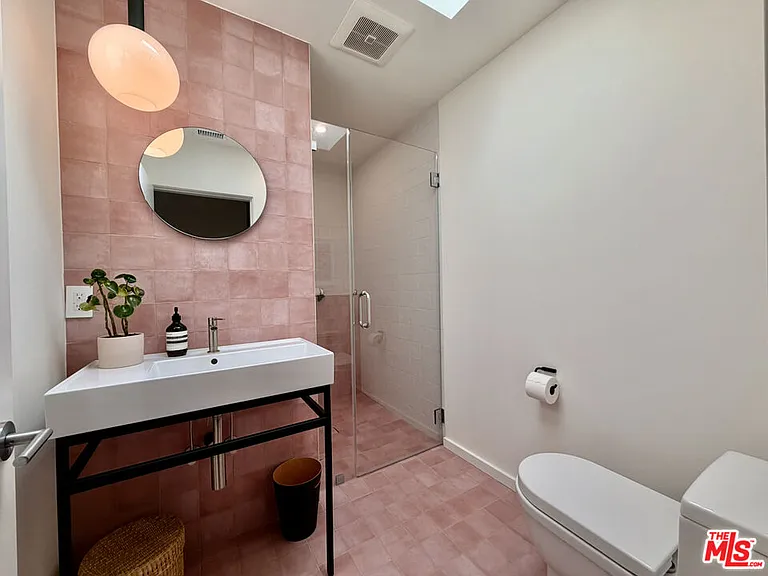 4355 Kenyon Ave — Photo 17