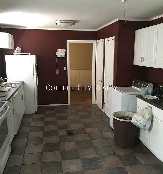 2nd image of 29 Dubois Ter