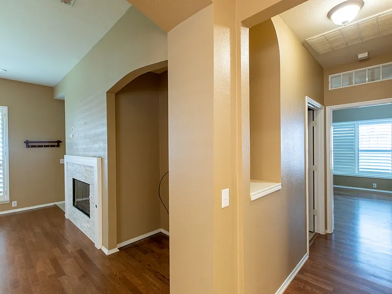 11259 Blackhawk Dr — Photo 20