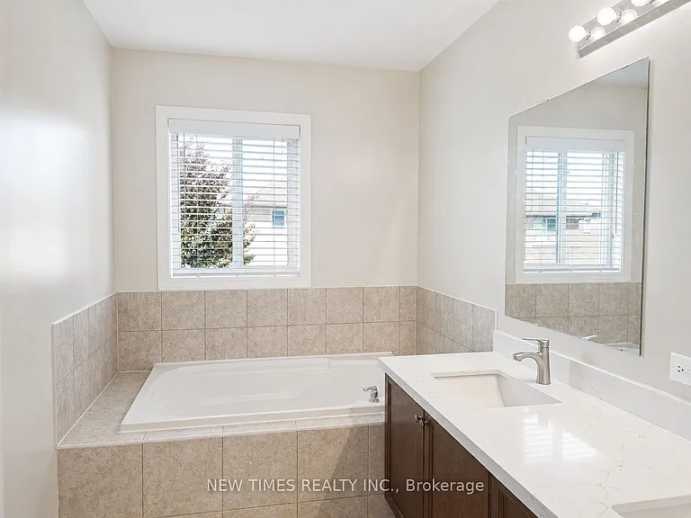 14 Bellini Ave — Photo 8