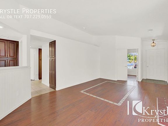 4th image of 801 Lighthouse Dr