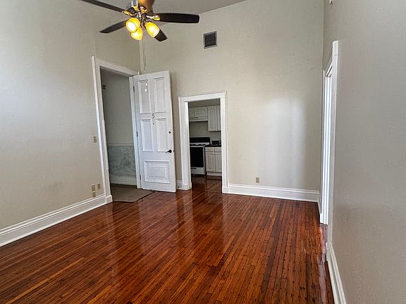 3rd image of 4201 Saint Charles Ave #5