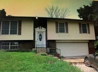 2110 Devonshire Dr, Imperial, MO 63052