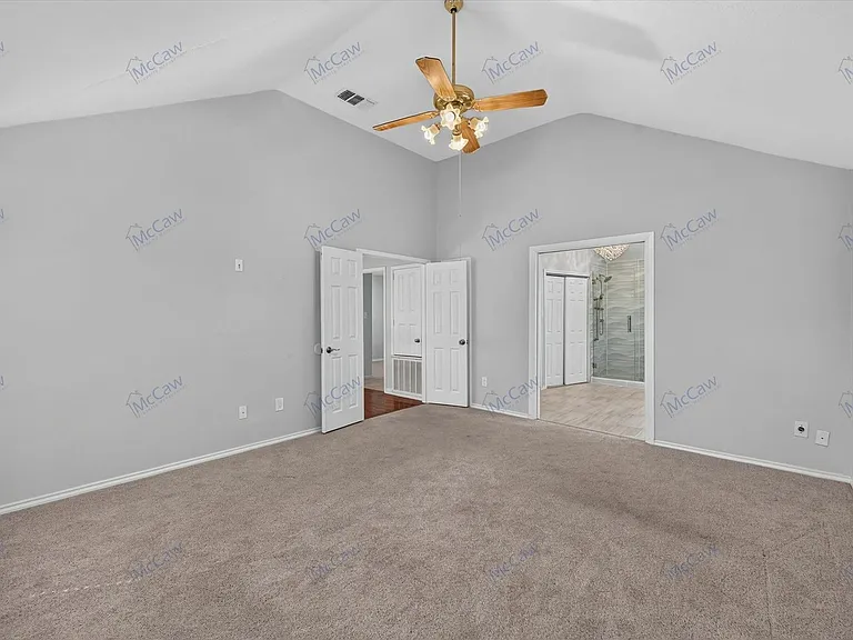 4301 Hudson Ave — Photo 14