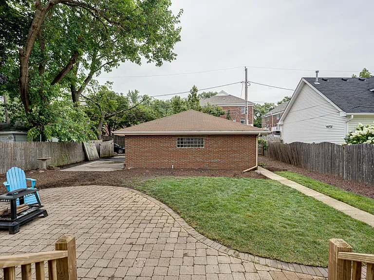 219 Spring Ave — Photo 40